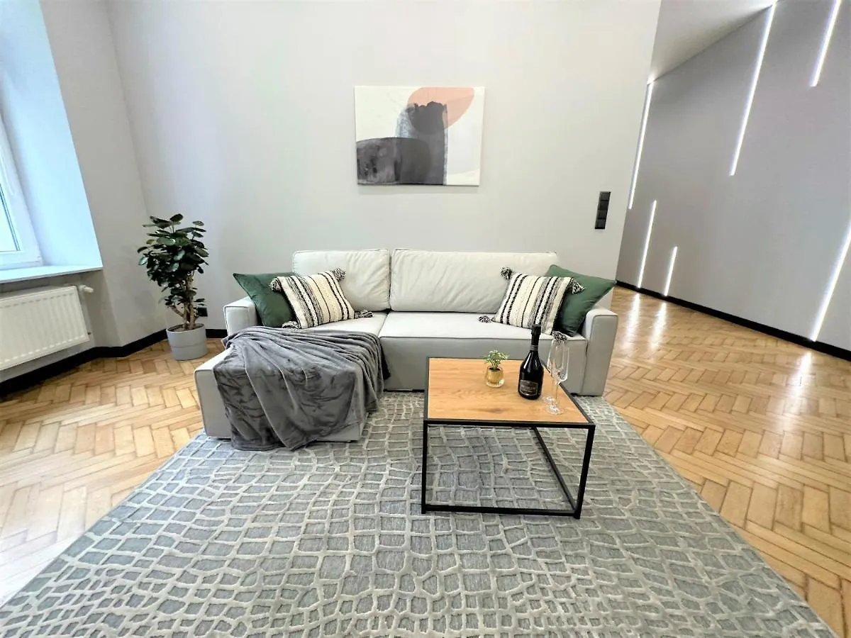 Luxury 100M2 Loft Design-Apartment At Wawel + Netflix Krakow Apartment